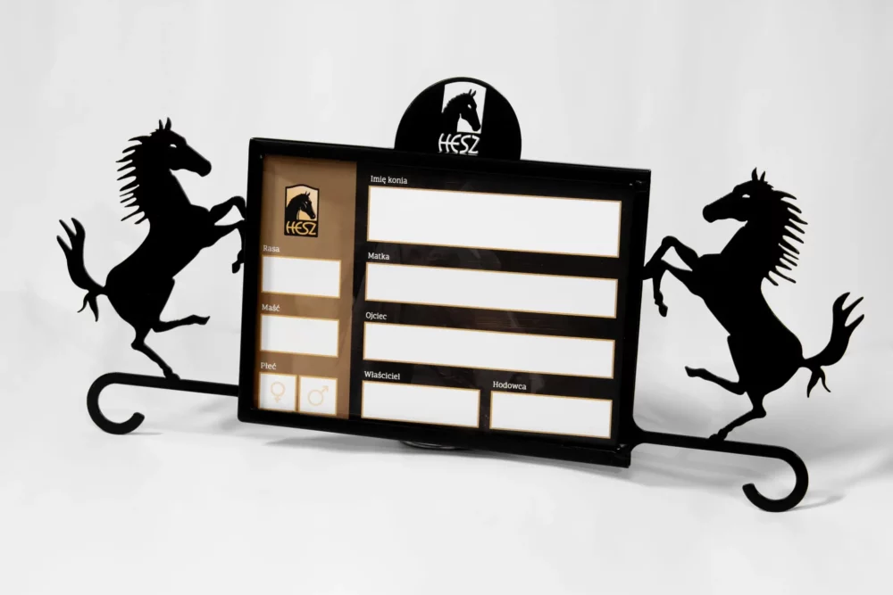 Tabliczka informacyjna z końmi Tabliczka informacyjna z końmi